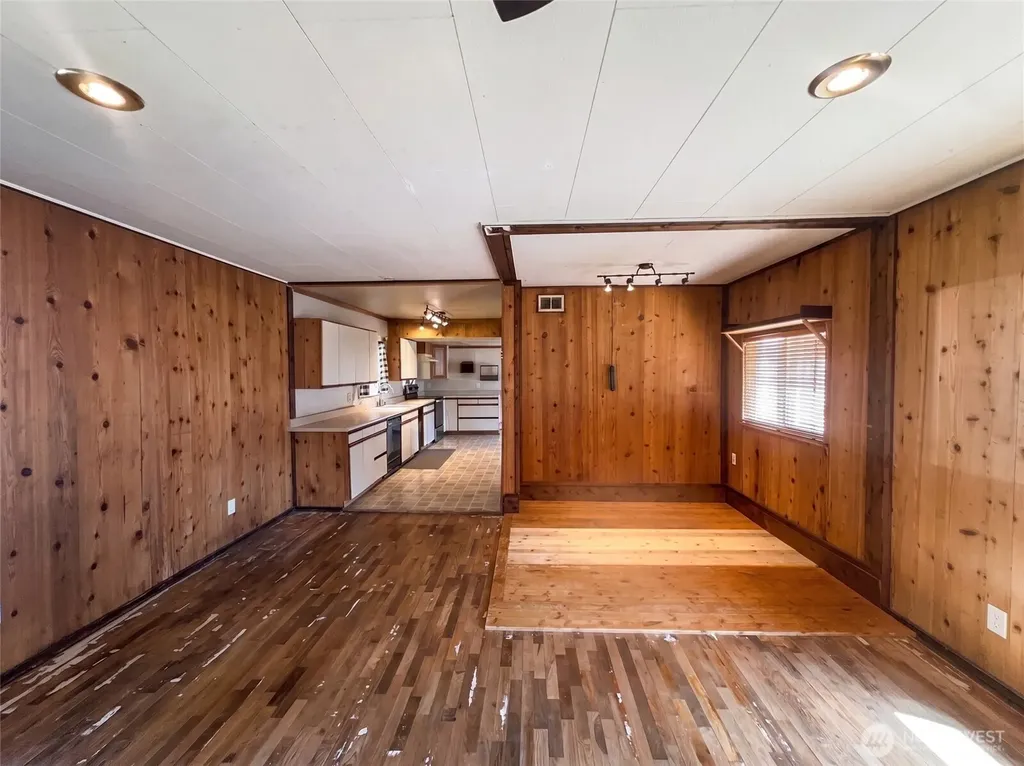 18026 31st Avenue NE Arlington WA 98223