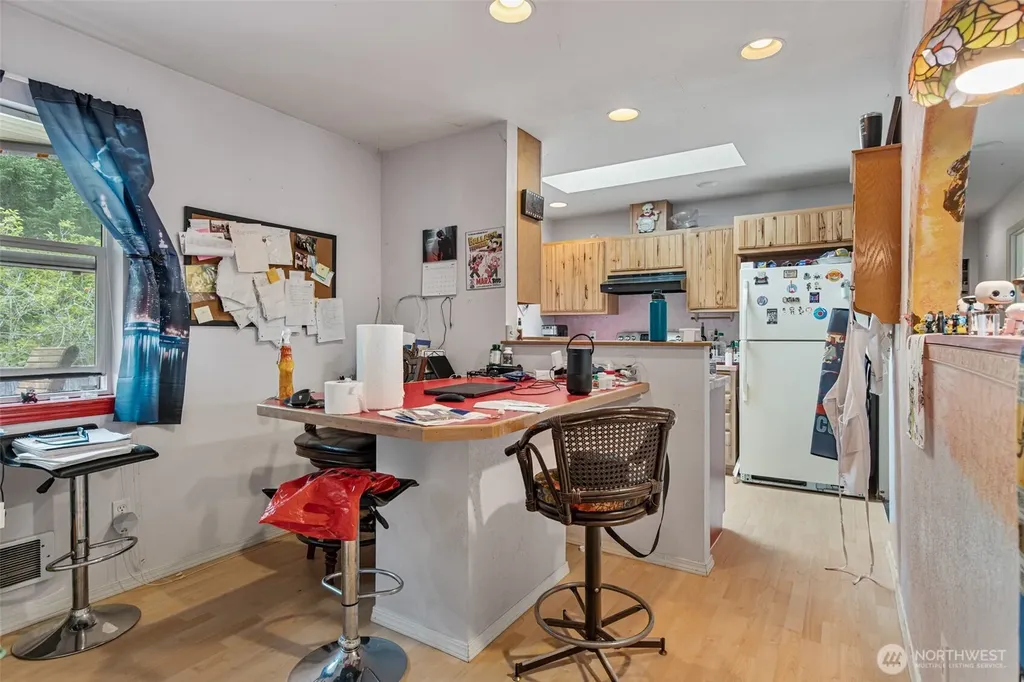 591 E Pickering Road Shelton WA 98584