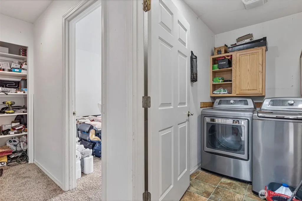 591 E Pickering Road Shelton WA 98584
