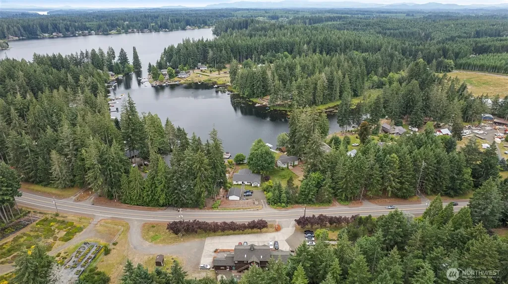 591 E Pickering Road Shelton WA 98584
