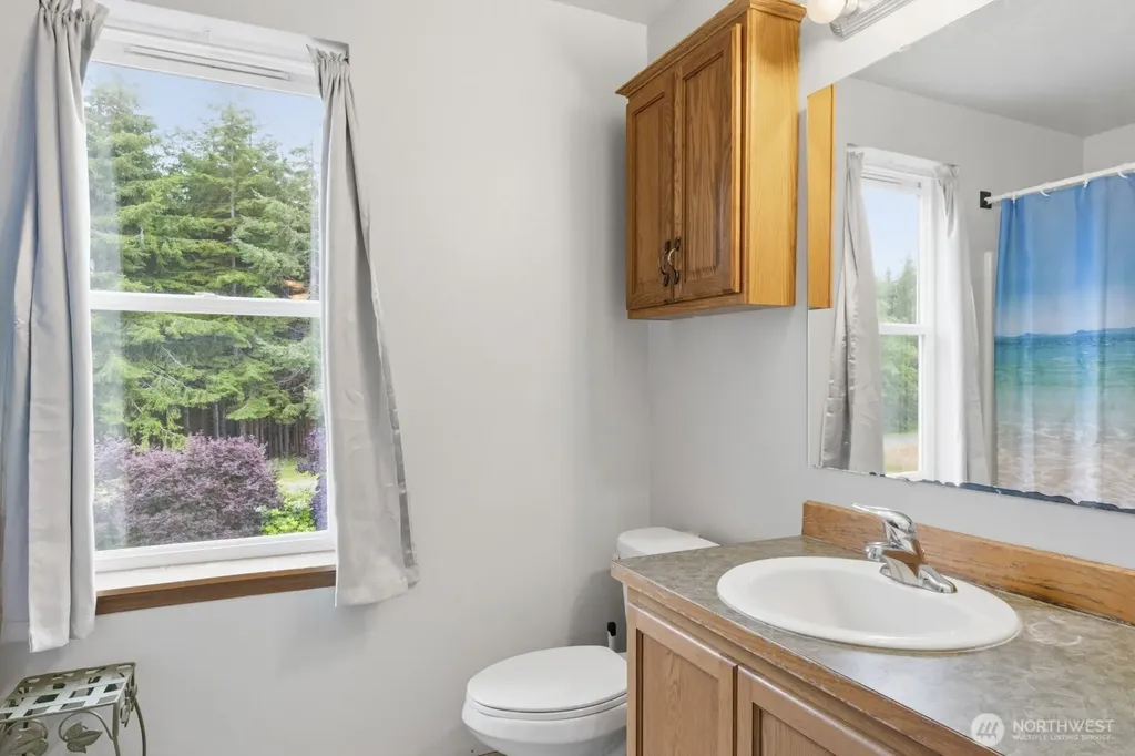 36 Daring Lane Aberdeen WA 98520