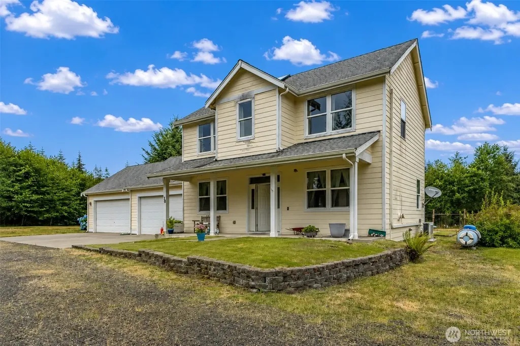 36 Daring Lane Aberdeen WA 98520