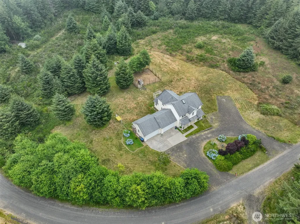 36 Daring Lane Aberdeen WA 98520