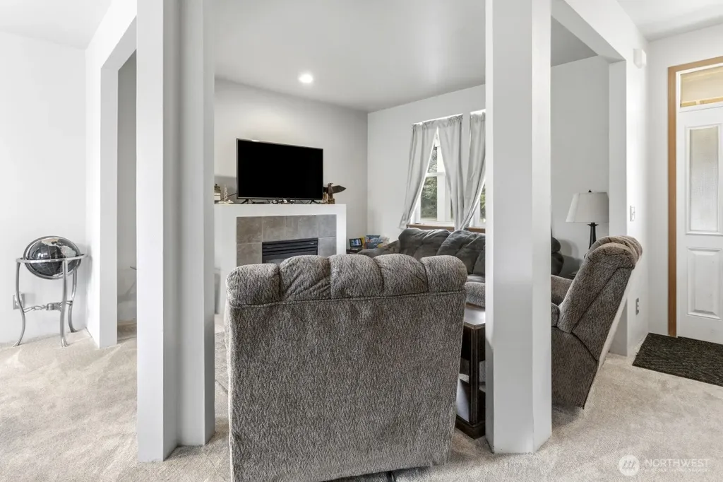 36 Daring Lane Aberdeen WA 98520