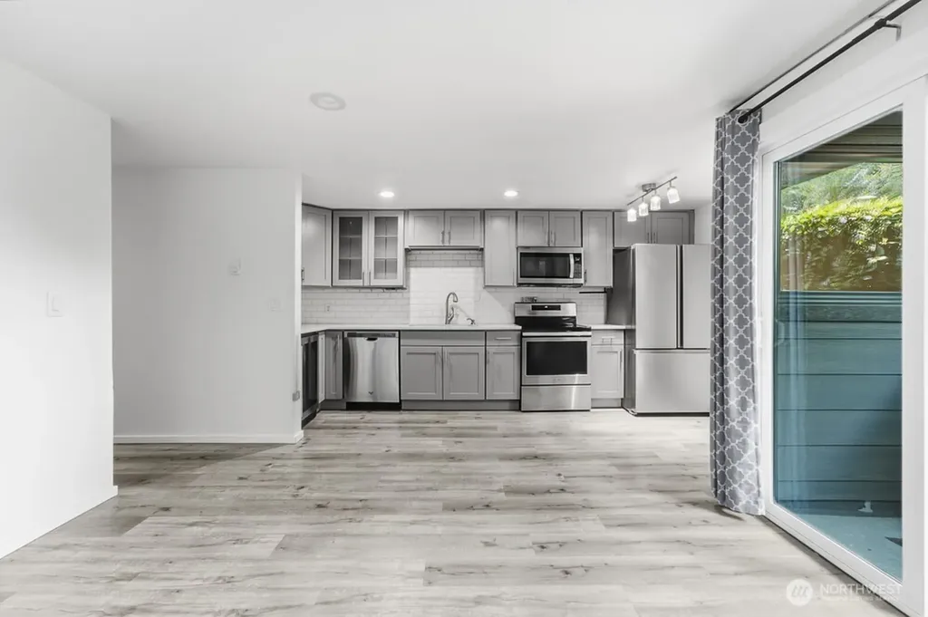 2626 E Madison Street Seattle WA 98112