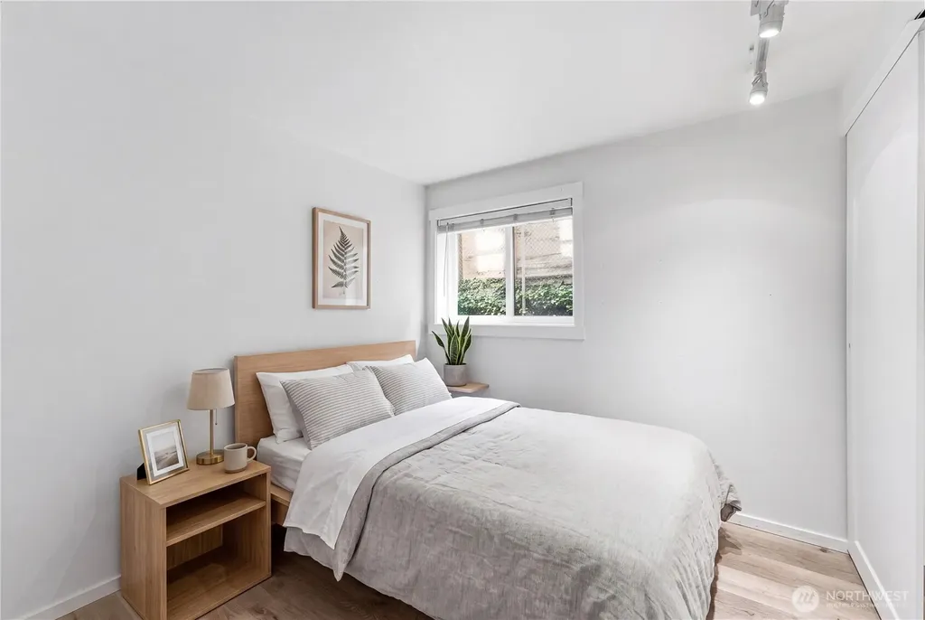2626 E Madison Street Seattle WA 98112