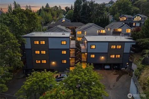 2626 E Madison Street Seattle WA 98112