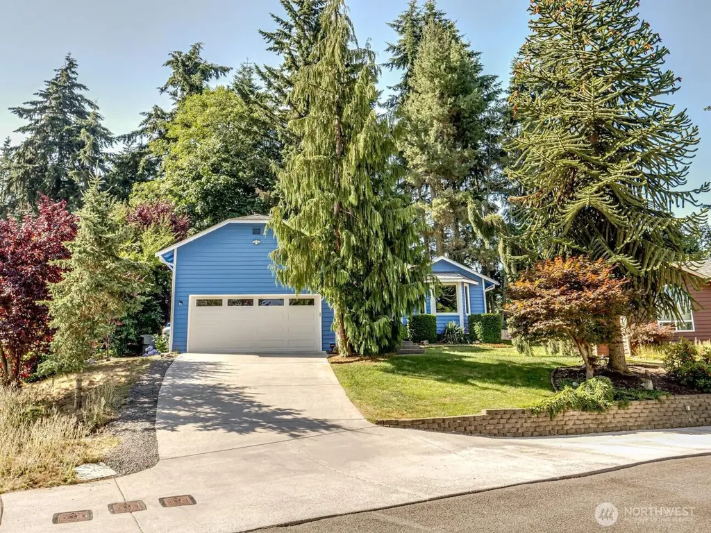 1608 Puget Drive Everett WA 98203