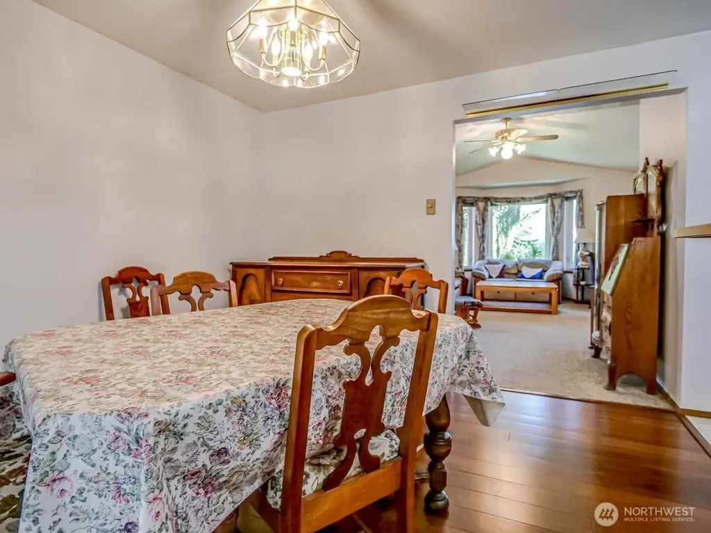 1608 Puget Drive Everett WA 98203