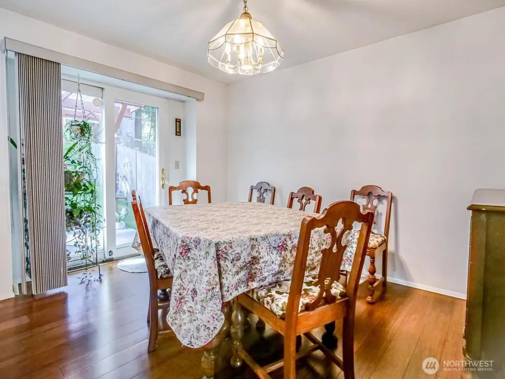 1608 Puget Drive Everett WA 98203