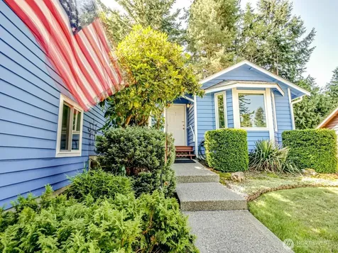 1608 Puget Drive Everett WA 98203