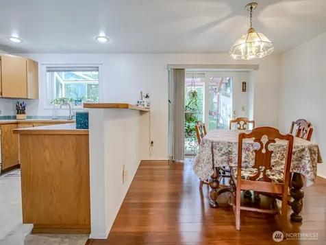 1608 Puget Drive Everett WA 98203