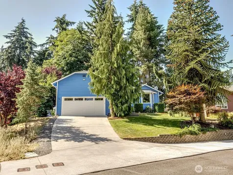 1608 Puget Drive Everett WA 98203