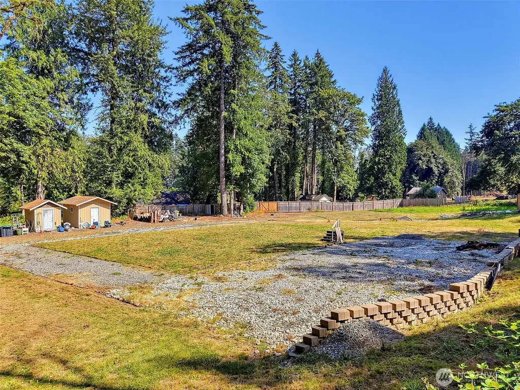 2 196th Avenue SE Renton WA 98058
