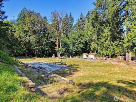 2 196th Avenue SE Renton WA 98058