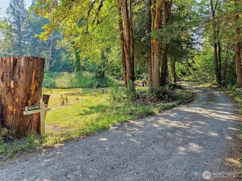 2 196th Avenue SE Renton WA 98058