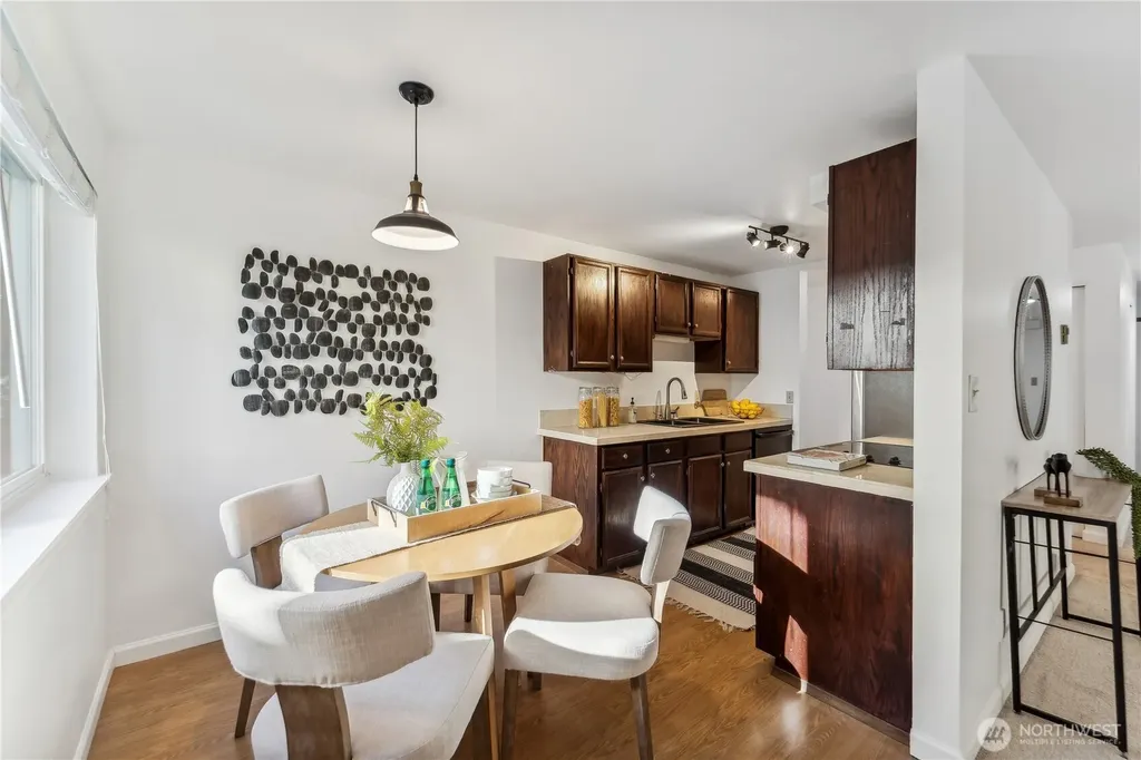 734 N 94th Street Seattle WA 98103