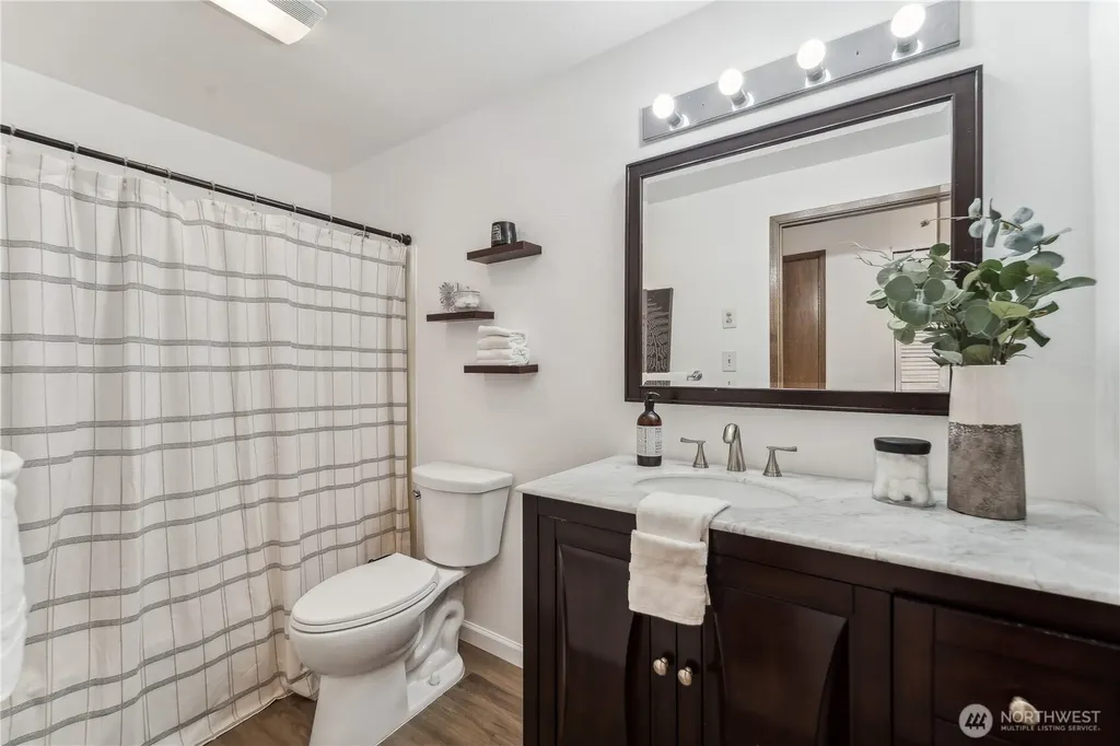734 N 94th Street Seattle WA 98103