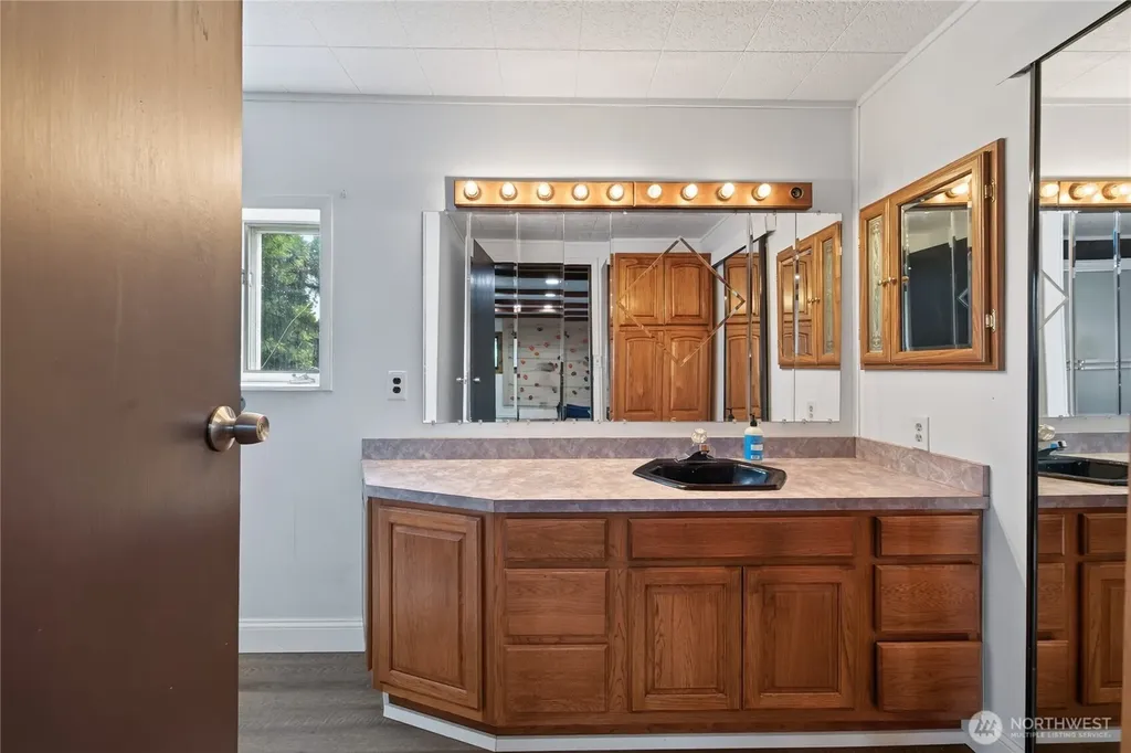 107 Pioneer Lane East Wenatchee WA 98802