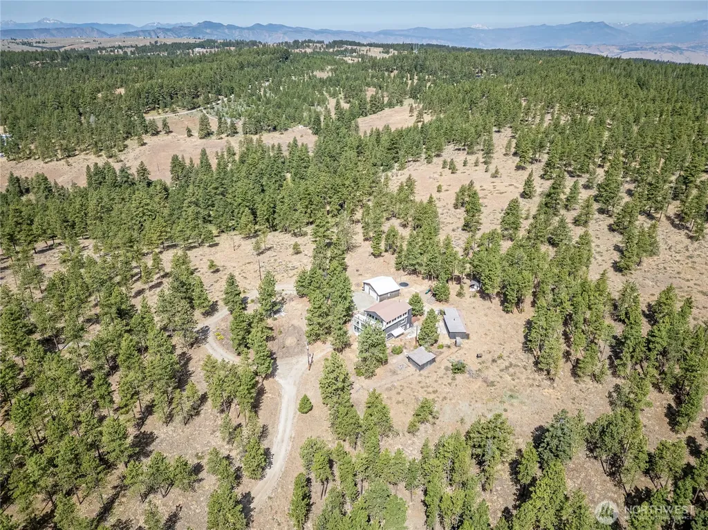 107 Pioneer Lane East Wenatchee WA 98802