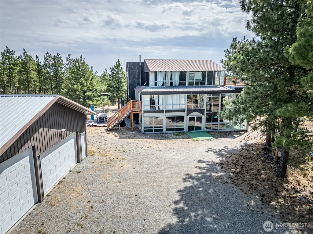 107 Pioneer Lane East Wenatchee WA 98802