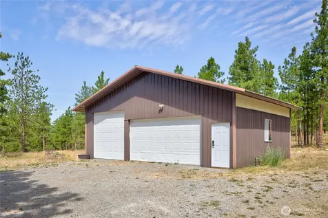 107 Pioneer Lane East Wenatchee WA 98802