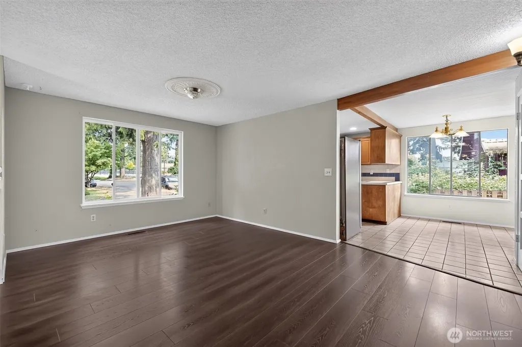 43729 284th Avenue SE Enumclaw WA 98022