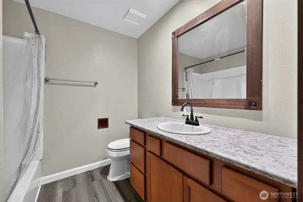 43729 284th Avenue SE Enumclaw WA 98022