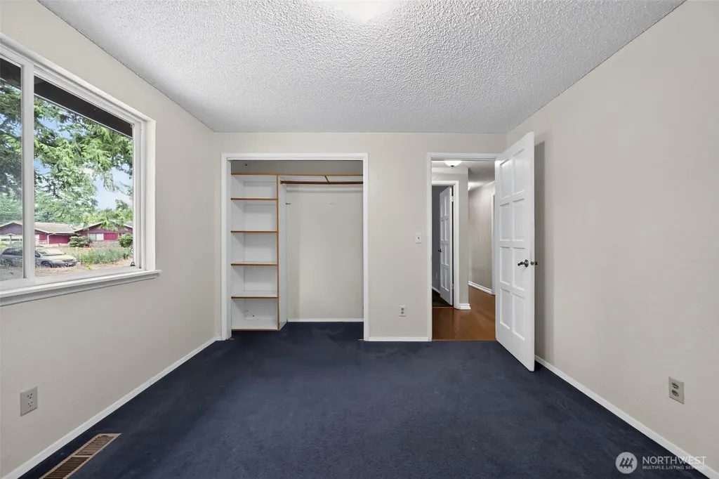 43729 284th Avenue SE Enumclaw WA 98022