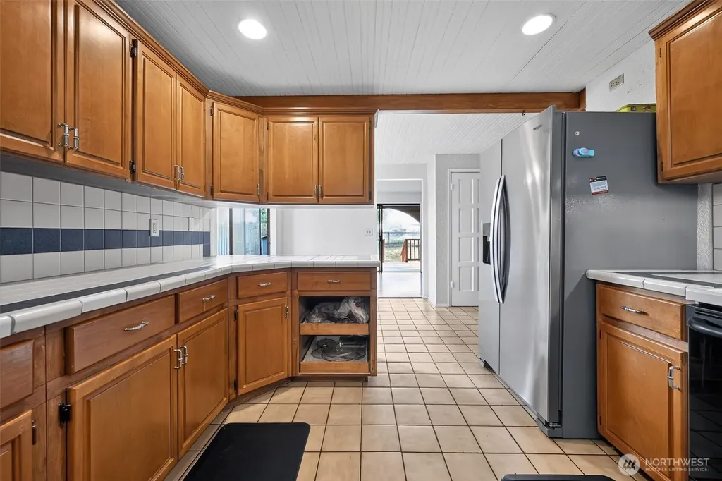 43729 284th Avenue SE Enumclaw WA 98022