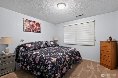 43729 284th Avenue SE Enumclaw WA 98022