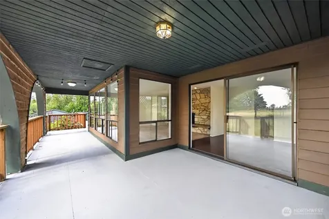 43729 284th Avenue SE Enumclaw WA 98022
