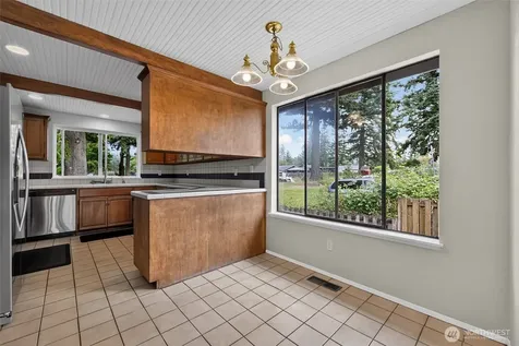 43729 284th Avenue SE Enumclaw WA 98022