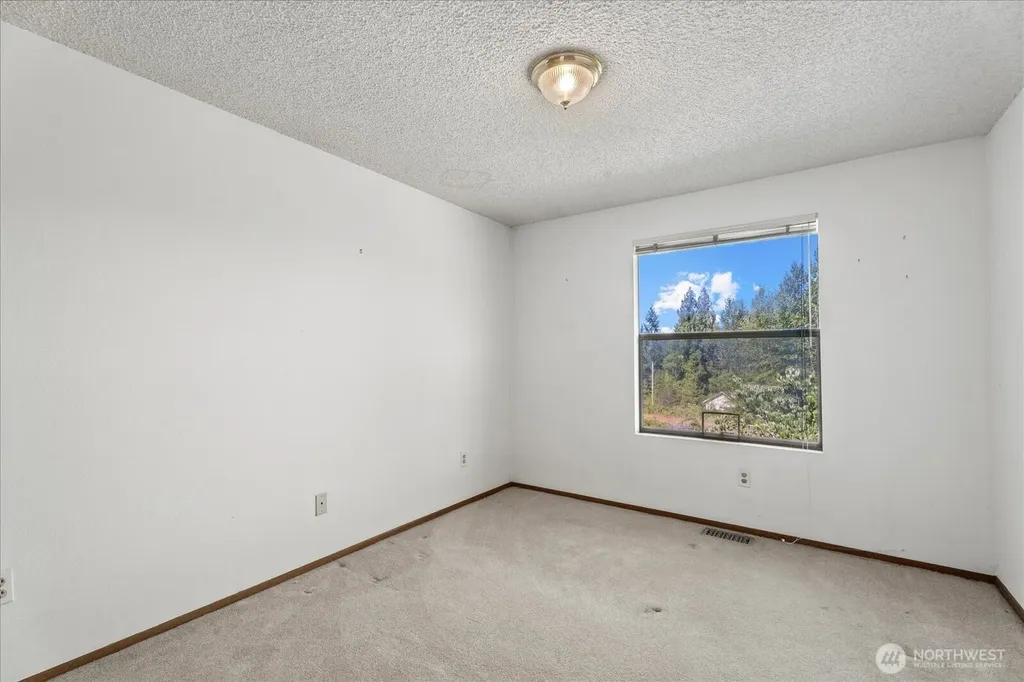 12808 12th Street SE Lake Stevens WA 98258