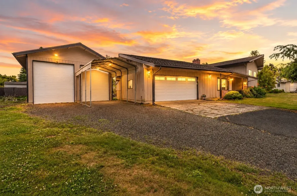 2 Tweed Place Cosmopolis WA 98537