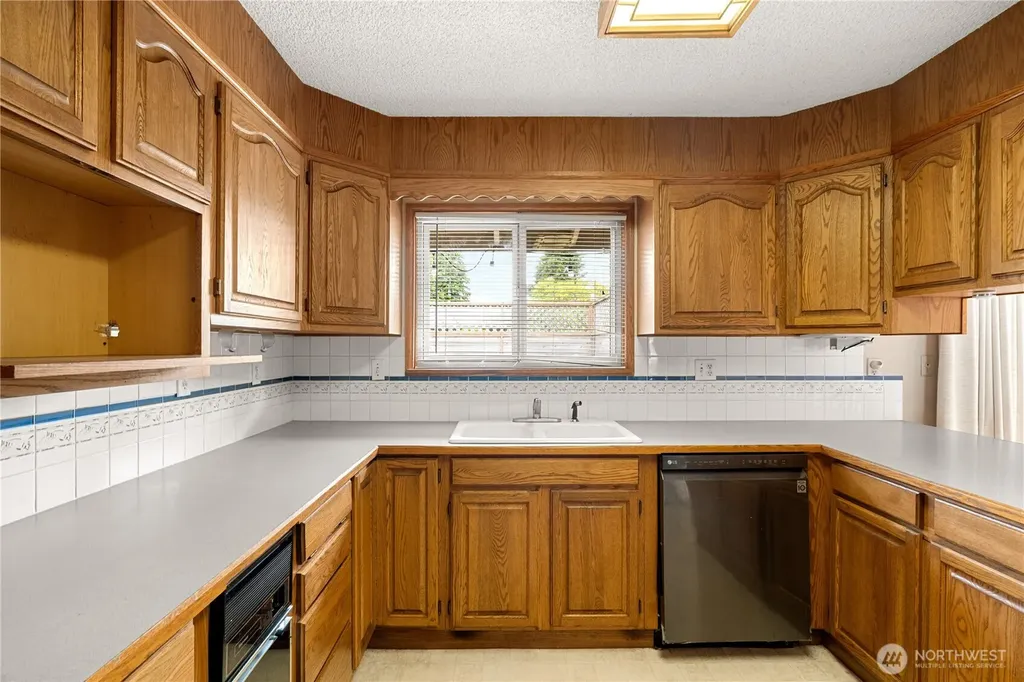2 Tweed Place Cosmopolis WA 98537