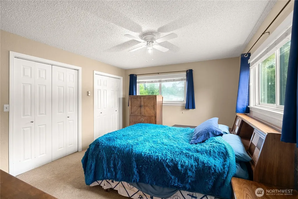 2 Tweed Place Cosmopolis WA 98537