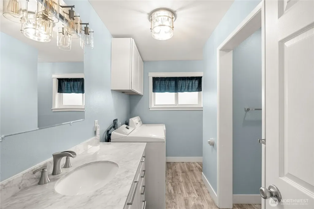 2 Tweed Place Cosmopolis WA 98537