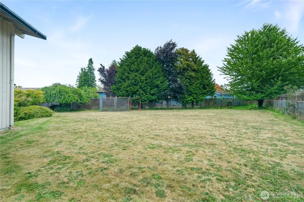 2 Tweed Place Cosmopolis WA 98537
