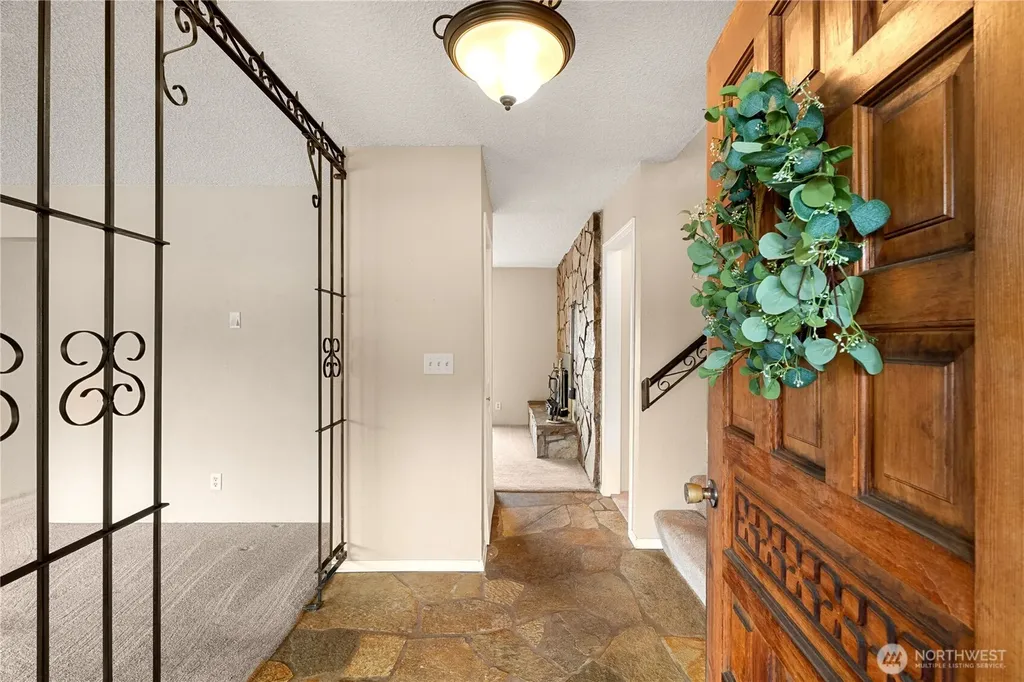 2 Tweed Place Cosmopolis WA 98537