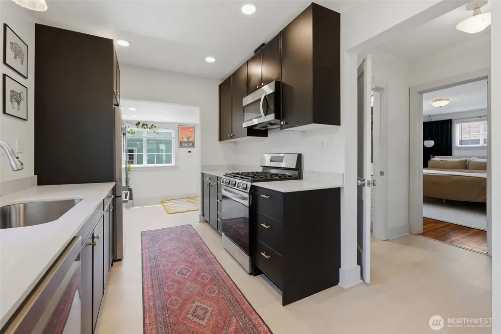 4806 6th Avenue Tacoma WA 98406