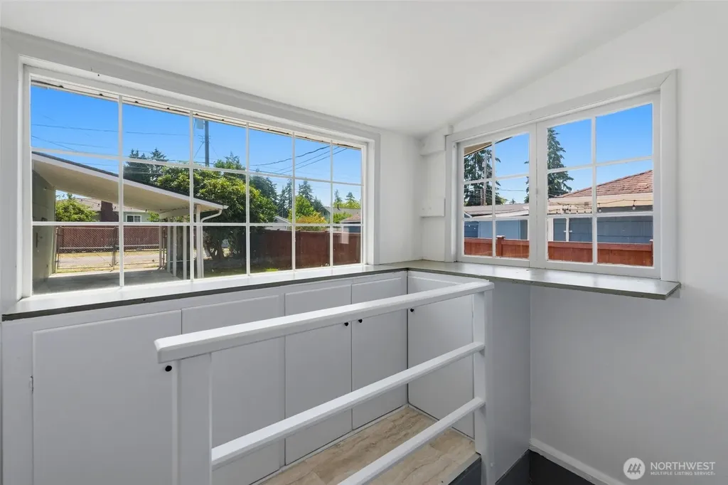 4806 6th Avenue Tacoma WA 98406