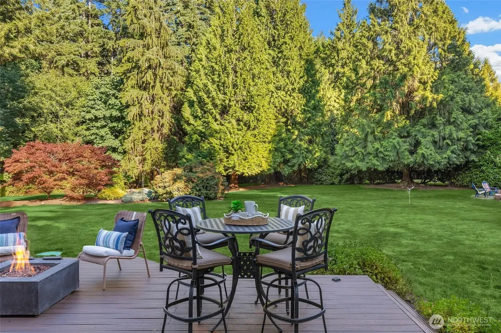 8220 228th Street SE Woodinville WA 98072
