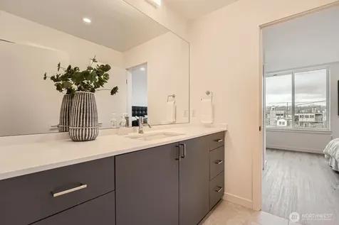 6608 Carleton Avenue S Seattle WA 98108