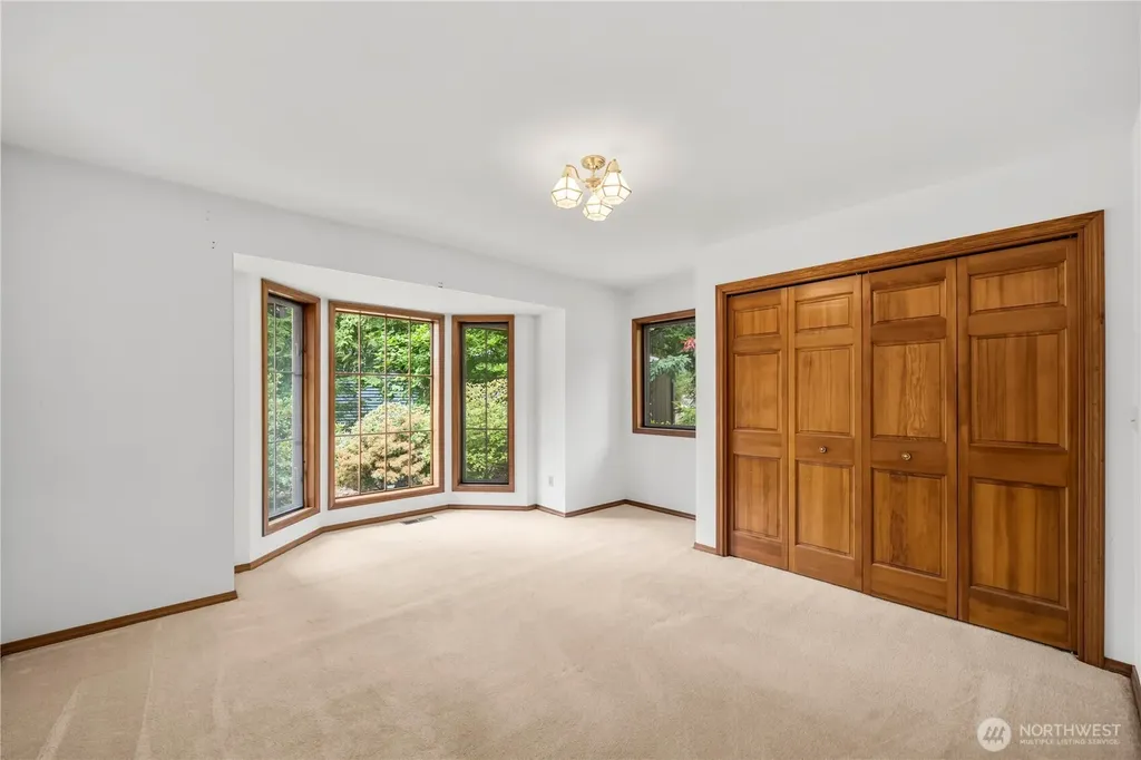 5201 SW 318th Court Federal Way WA 98023
