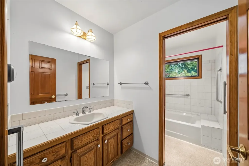 5201 SW 318th Court Federal Way WA 98023