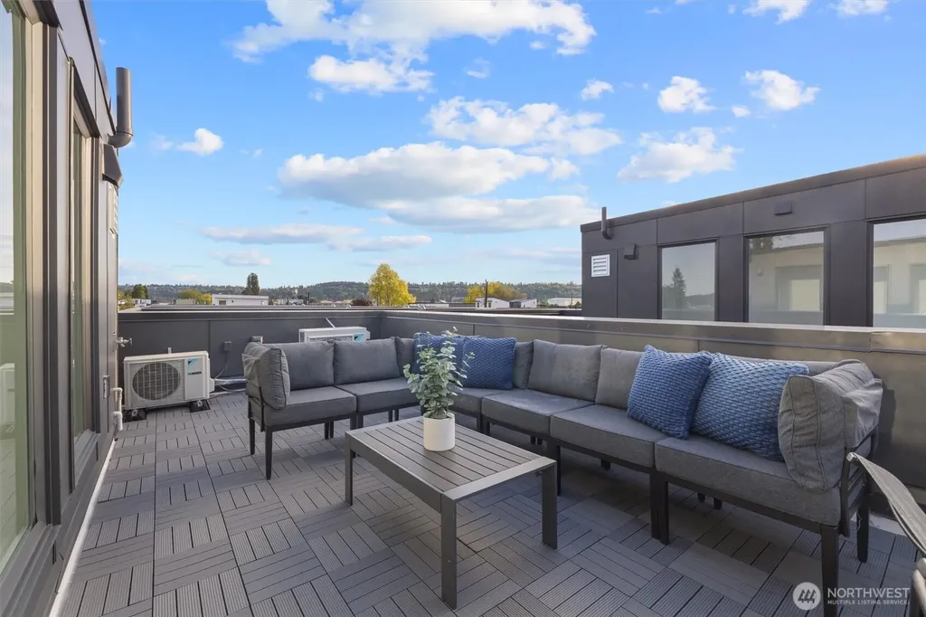 6602 Carleton Avenue S Seattle WA 98108
