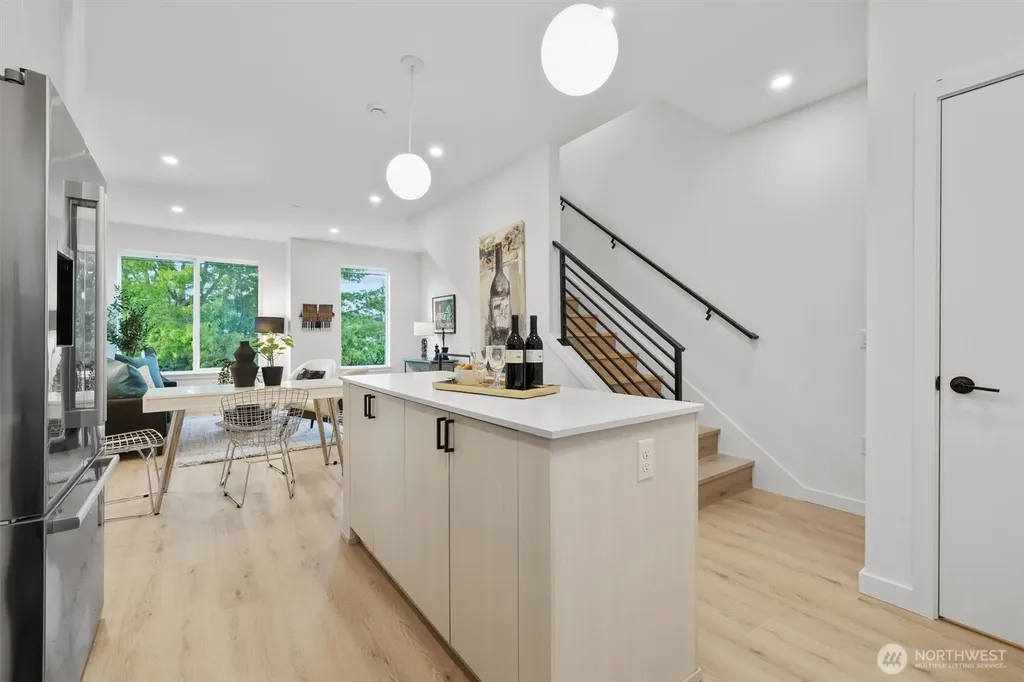 6602 Carleton Avenue S Seattle WA 98108