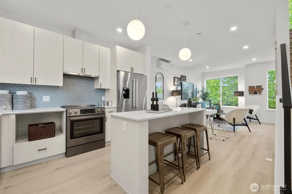 6602 Carleton Avenue S Seattle WA 98108