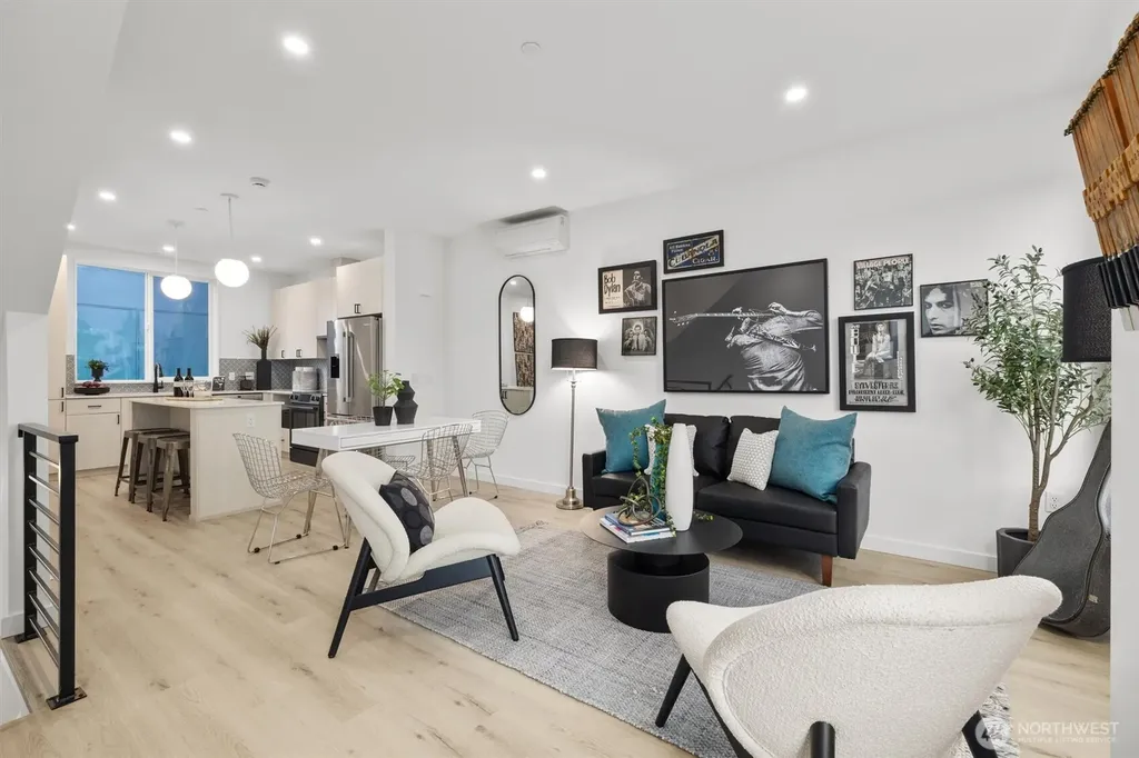 6602 Carleton Avenue S Seattle WA 98108